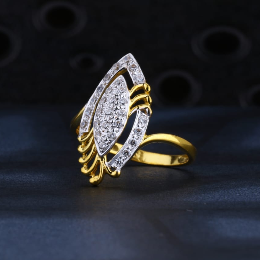 22KT Gold CZ Ladies Stylish Ring LR1365