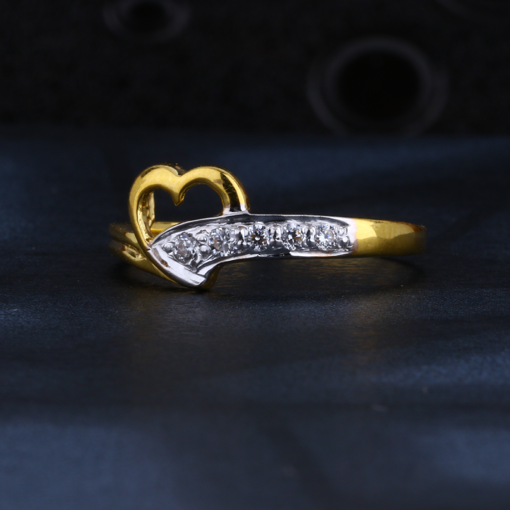 22ct cz gold hallmark stylish women's ring lr1356