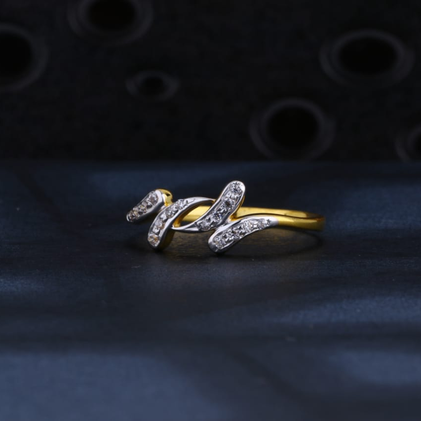 916 Gold CZ Ladies Exclusive Ring LR1384