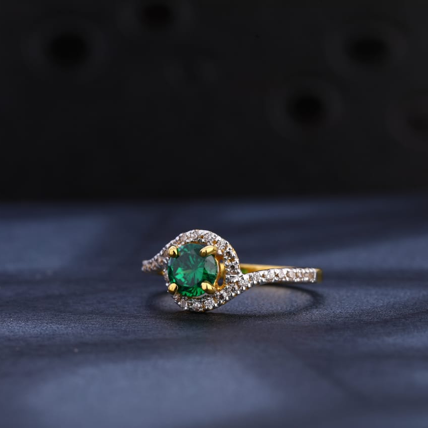 22KT Gold CZ Ladies Stylish Ring LR1056
