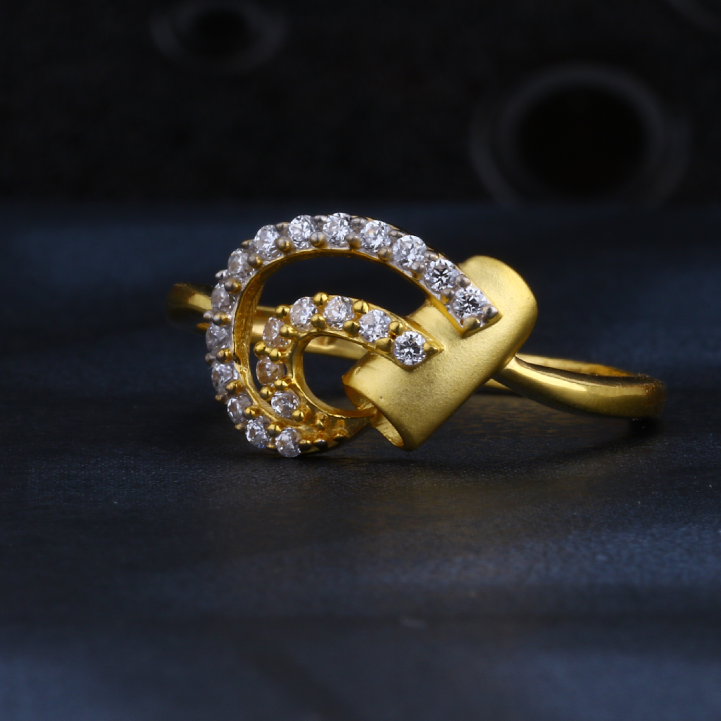 22CT Ladies Gold Stylish CZ Ring LR1330