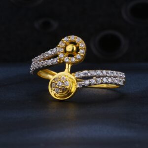22CT Ladies Gold Designer CZ Ring LR1325