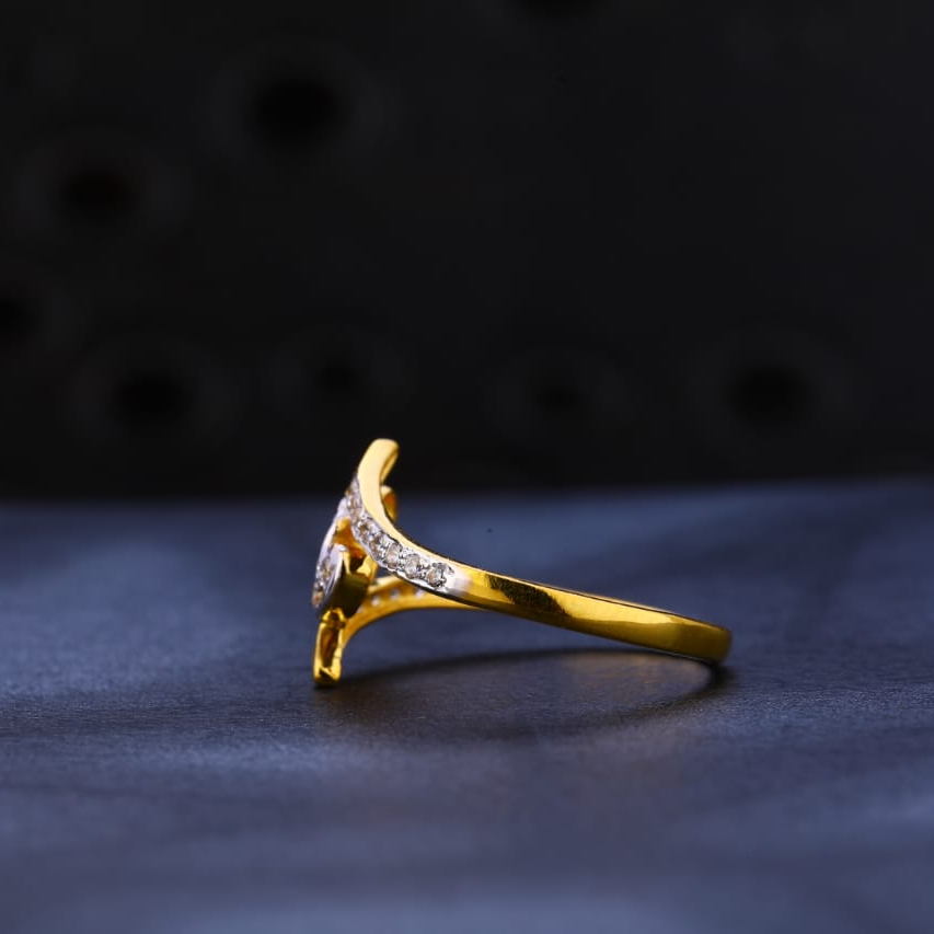 916 Gold CZ Hallmark Ladies Fancy Ring LR1284 - Image 2