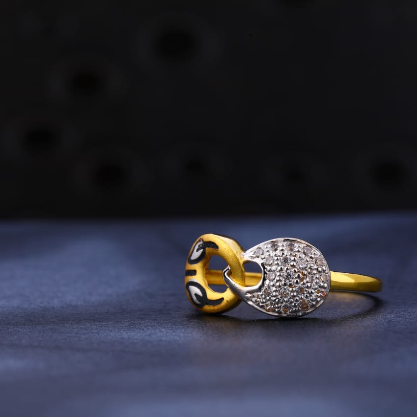 916 Gold CZ Hallmark Ladies Designer Ring LR1281