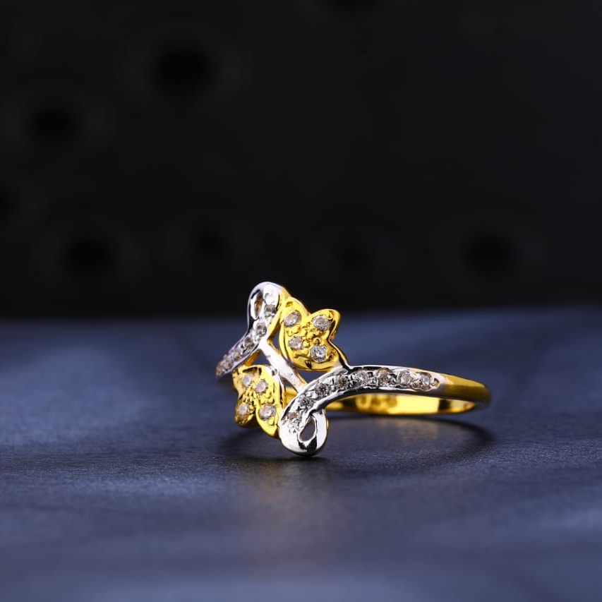 916 Gold CZ Ladies Fancy Ring LR1276