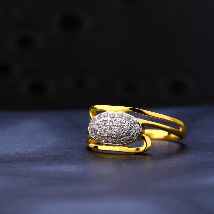 916 Gold Ladies Gorgeous Ring LR1271