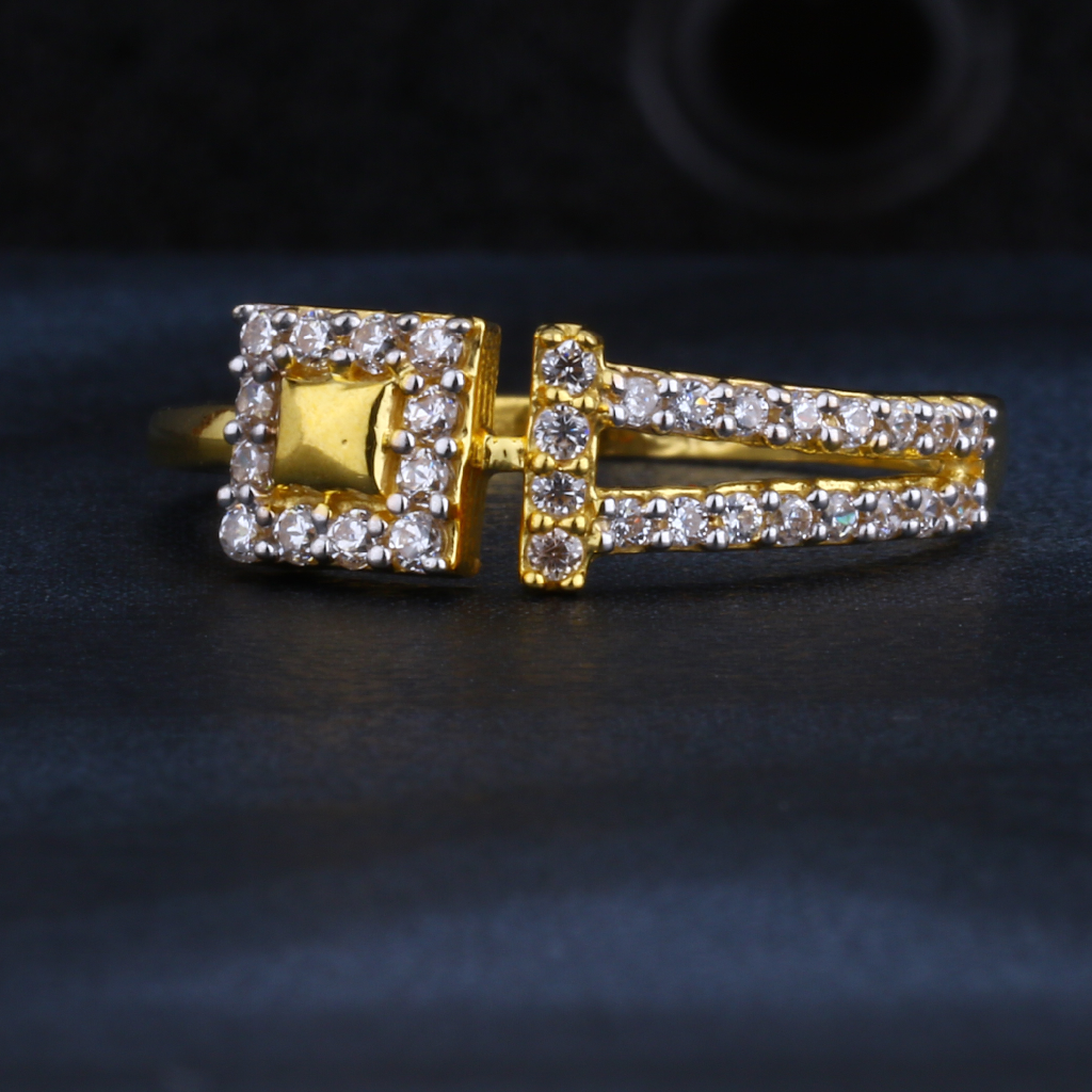 22CT Gold Delicate Women's Ring LR1289
