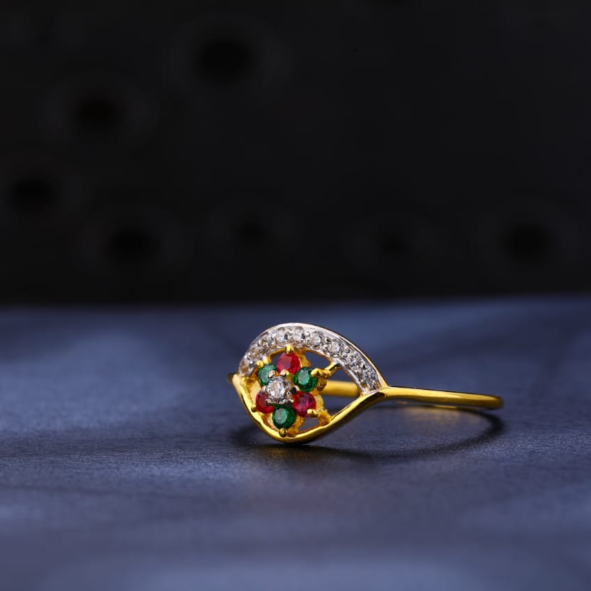 916 Gold Ladies Fancy Ring LR1270