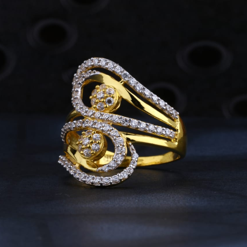 916 Gold CZ Hallmark Exclusive Ladies Ring LR1460