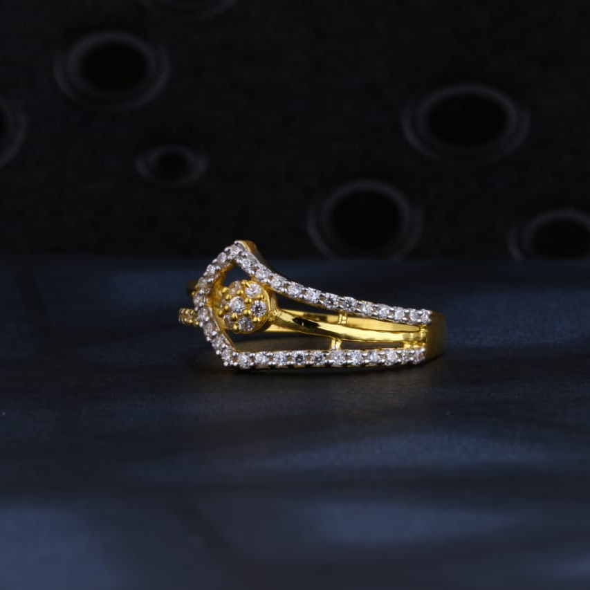 916 Gold CZ Ladies Gorgeous Ring LR1476