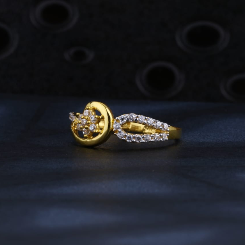 22KT Gold CZ Hallmark Delicate Ladies Ring LR1485