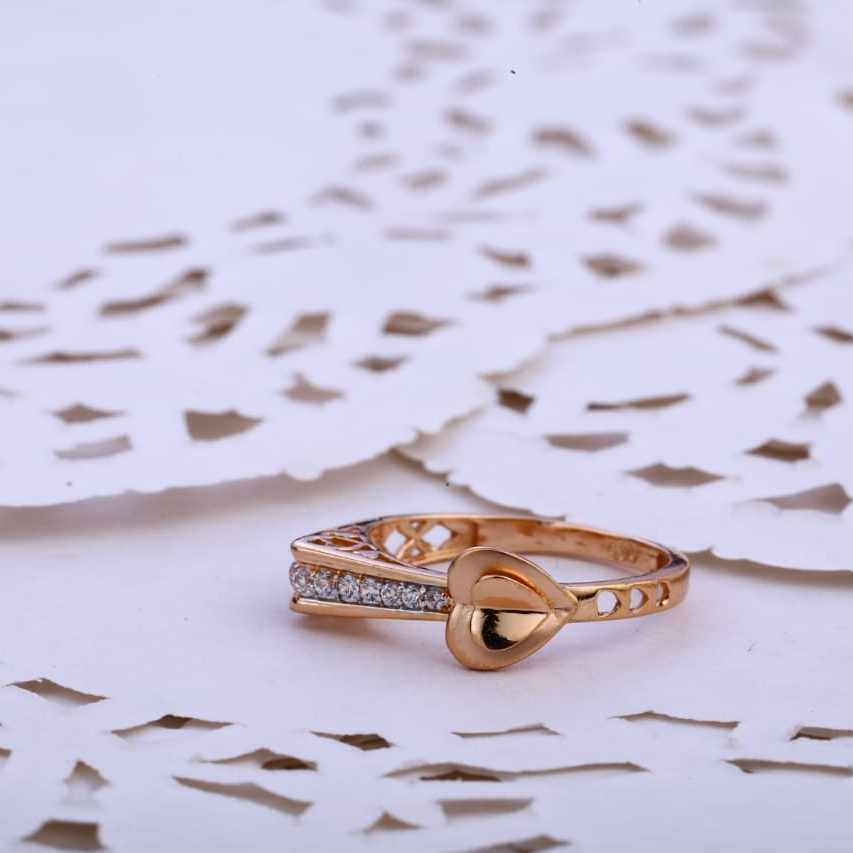 750 Rose Gold CZ Ladies Ring RLR806