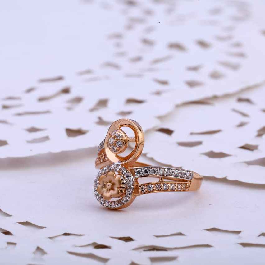 750 Rose Gold Ladies Exclusive Ring RLR804