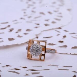 18KT Rose Gold Cz Exclusive Ladies Ring RLR810