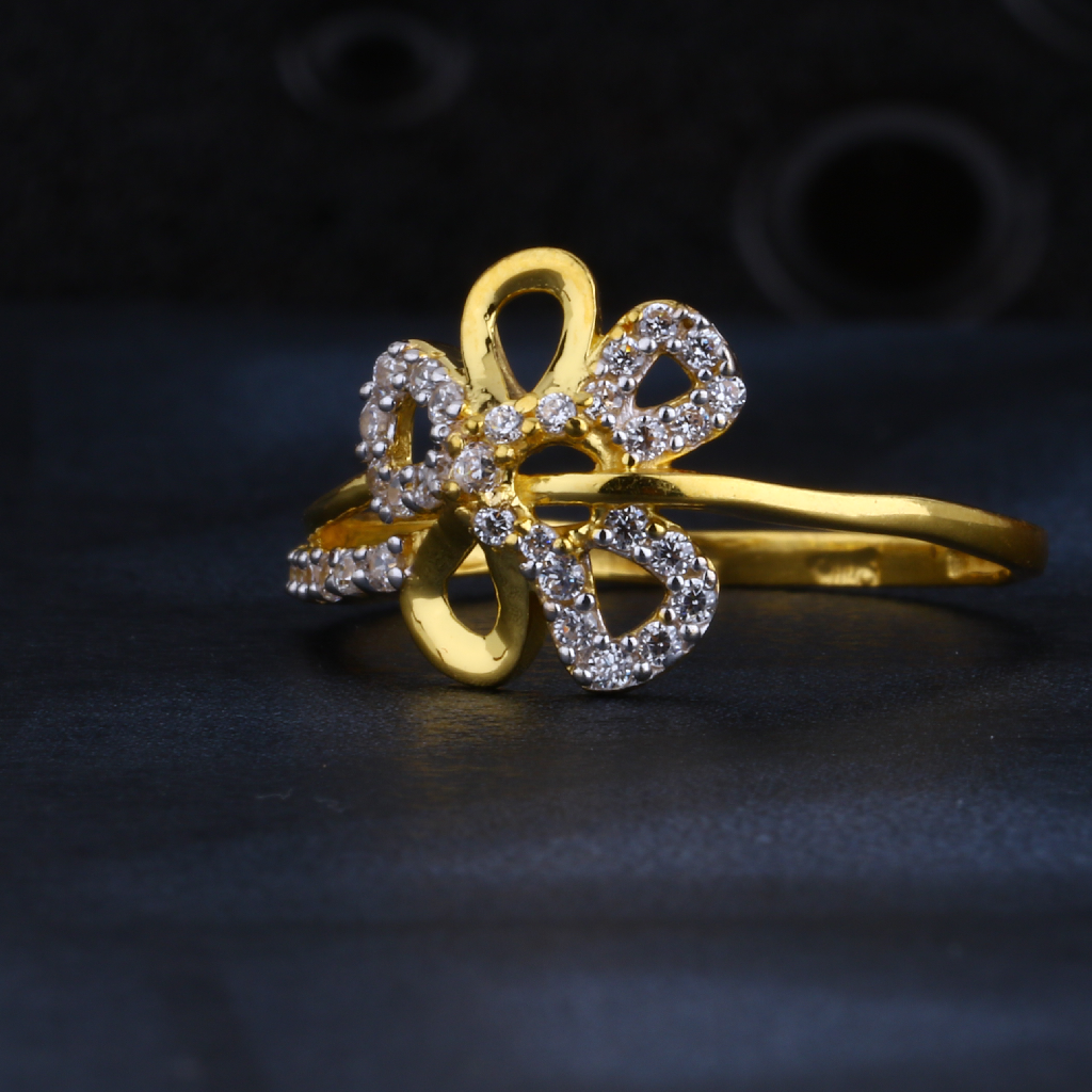 916 Gold Ladies Delicate CZ Ring LR1458