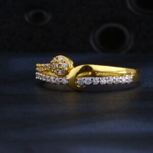 916 Gold Ladies Classic CZ Ring LR1456