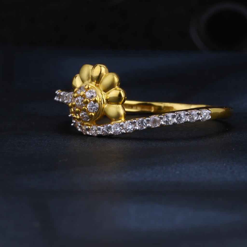 22CT Gold  Women's CLASSIC CZ Ring LR1448