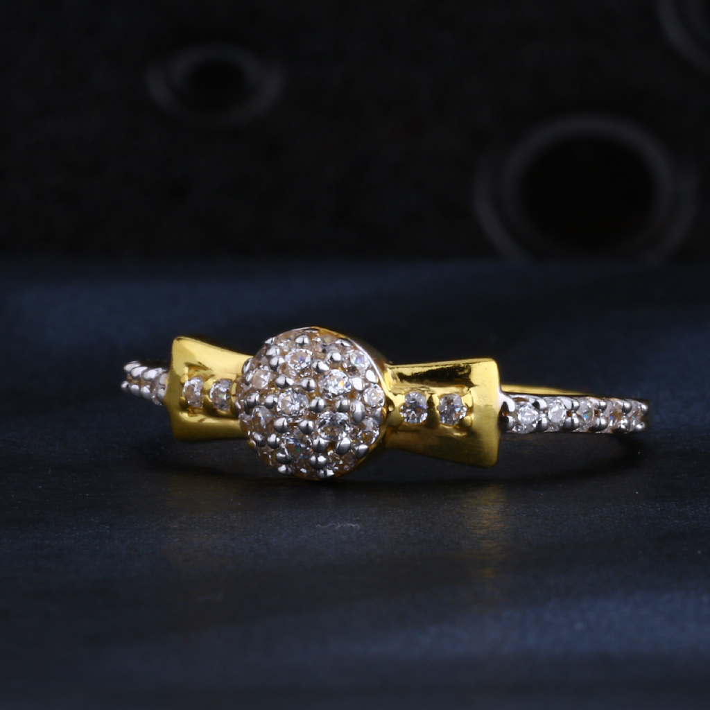 22CT Gold  Women's CZ Ring LR1447