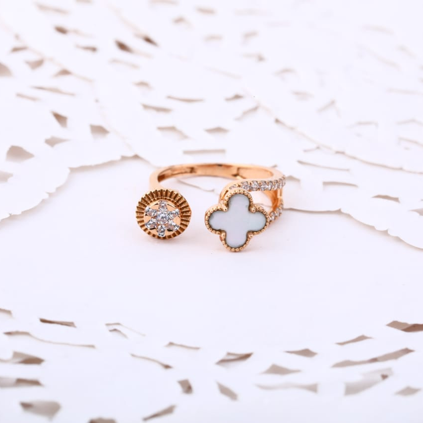 18KT Rose Gold Gorgeous Ladies Ring RLR871