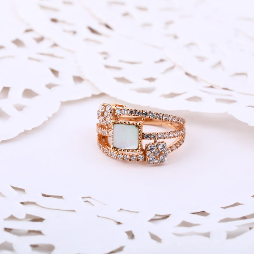 18KT Rose Gold Classic Ladies Ring RLR866