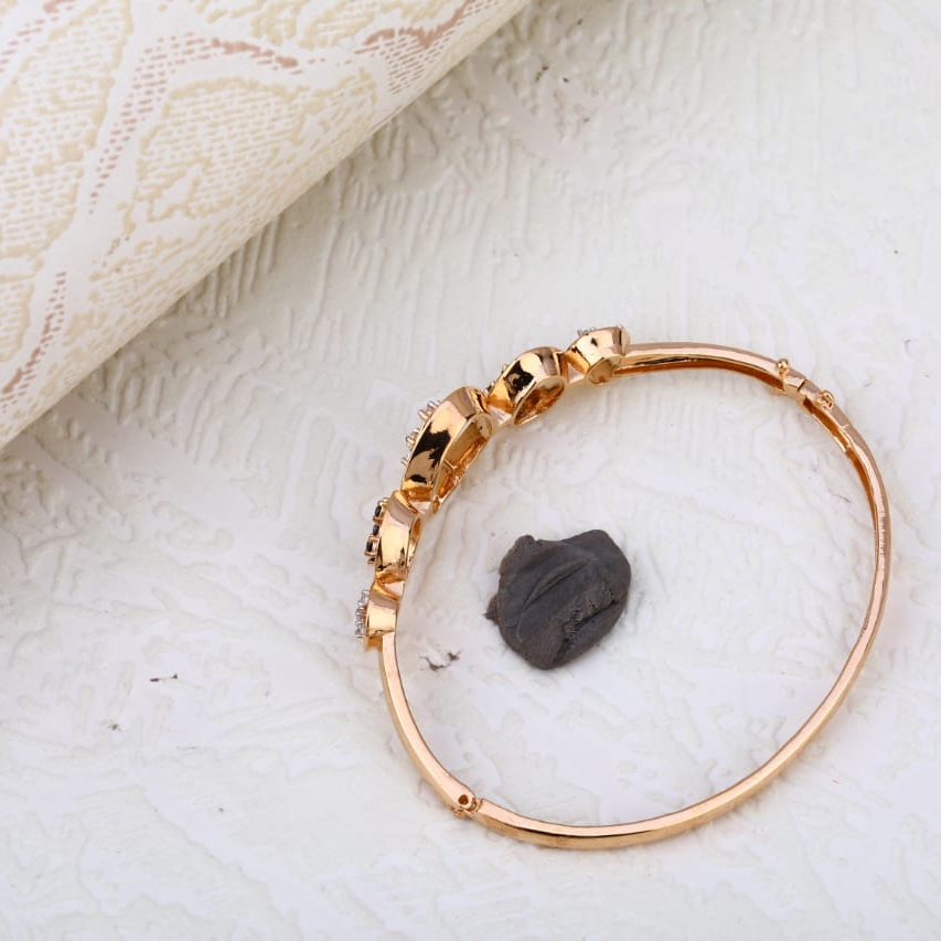 750 rose gold ladies delicate kada bracelet RLKB326 - Image 2