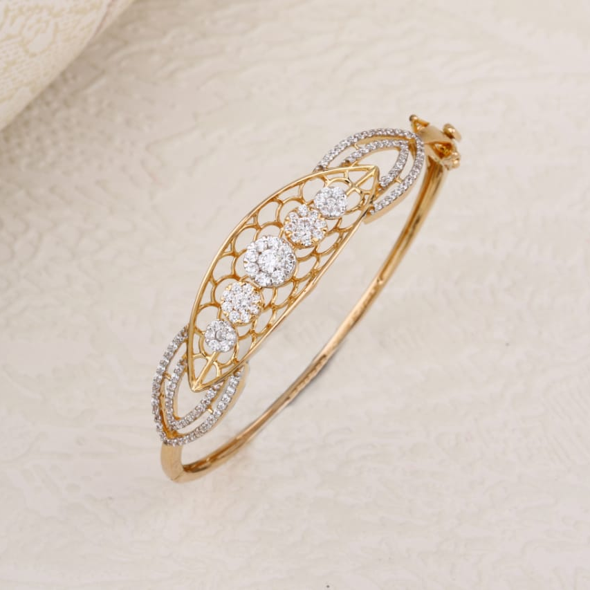 750 rose gold ladies designer kada bracelet RLKB325