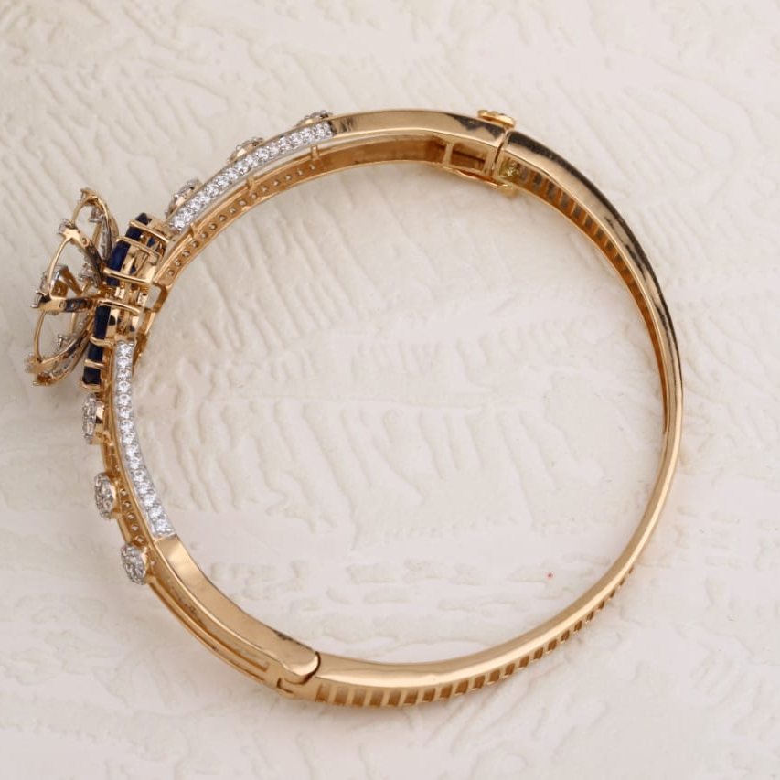 750 Rose Gold Ladies Stylish Kada Bracelet RLKB324 - Image 2
