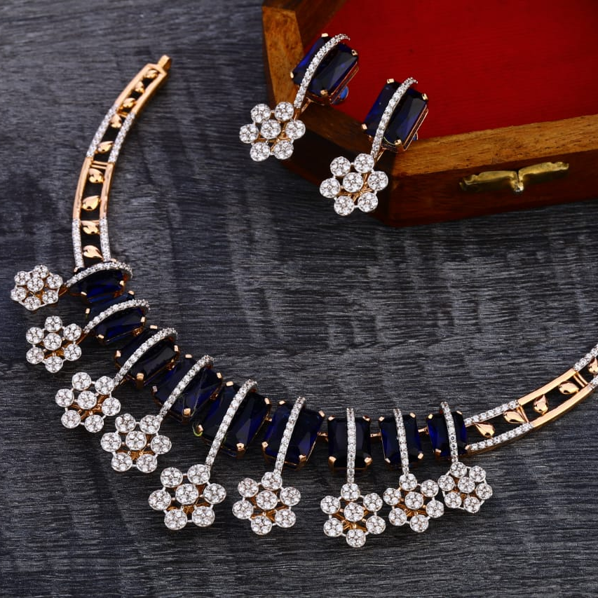 750 Rose Gold Ladies Necklace Set RN327