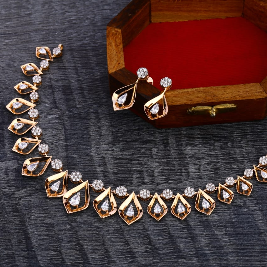750 Rose Gold Exclusive Ladies Necklace Set RN331
