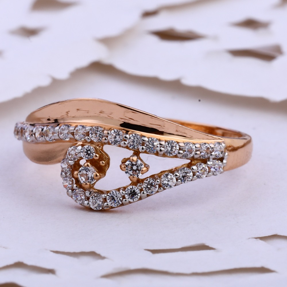18KT CZ Rose Gold Stylish Ring RLR858