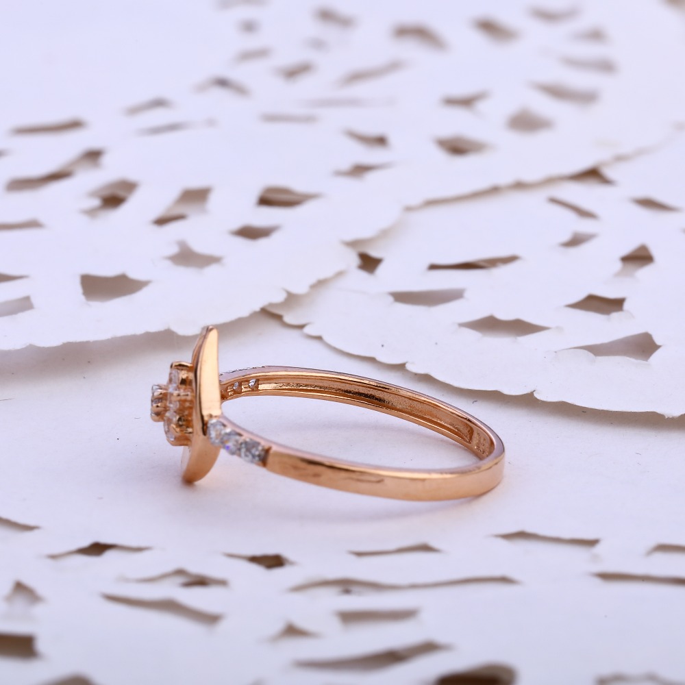 750 Rose Gold  Gorgeous CZ Ring RLR817