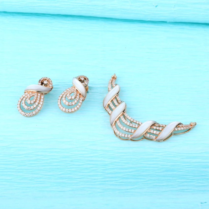 750 Rose Gold Mangalsutra Gorgeous Pendant RMPN148