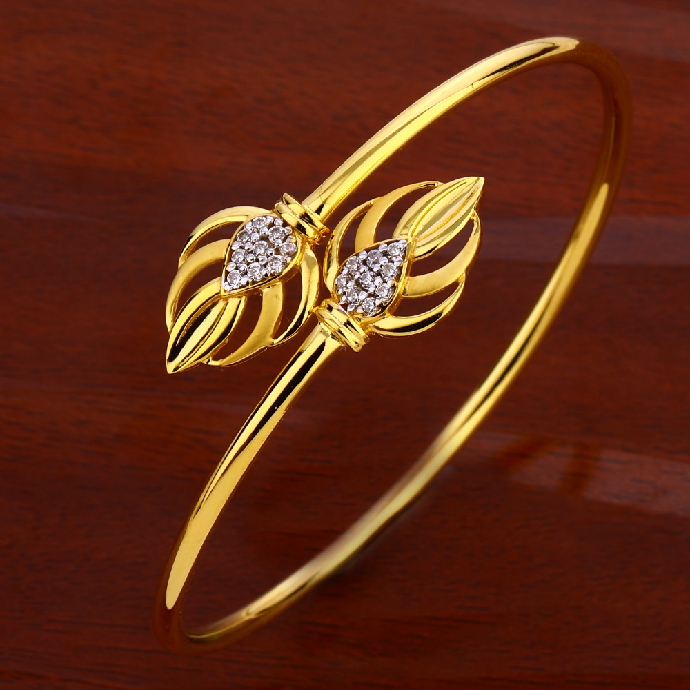 18CT CZ Ladies Gorgeous  Kada Bracelet LKB176