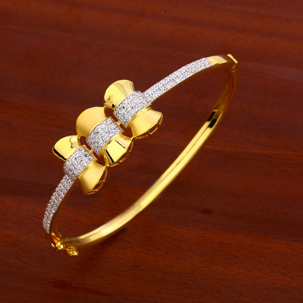 18CT CZ  Ladies Gold Kada Bracelet LKB168
