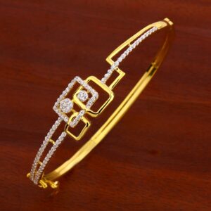 18KT Women's CZ  fancy Gold Kada Bracelet LKB165