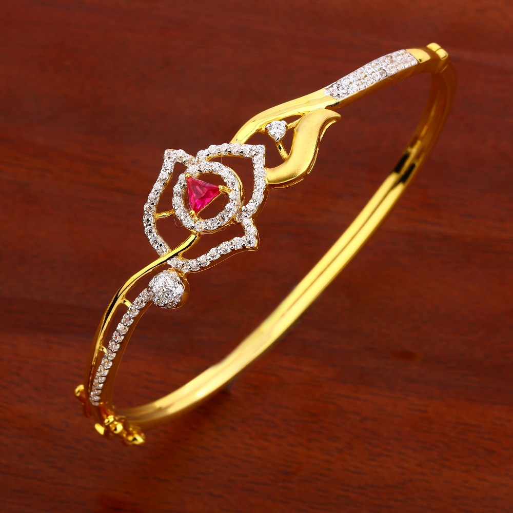 18KT Ladies Gold Delicate Hallmark Kada Bracelet LKB155