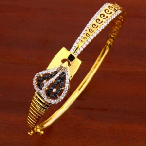 750 Gold Womens Classic Hallmark Kada Bracelet LKB138