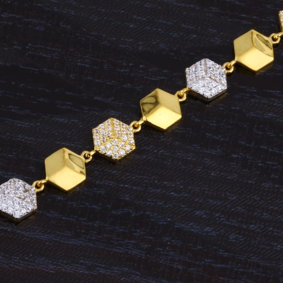 22KT Gold Ladies Hallmark Gorgeous Bracelet LB431 - Image 2