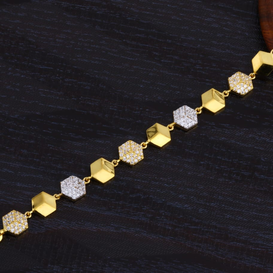 22KT Gold Ladies Hallmark Gorgeous Bracelet LB431