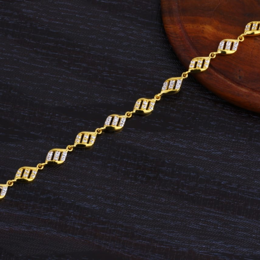 916 Gold Ladies CZ Classic Bracelet LB453