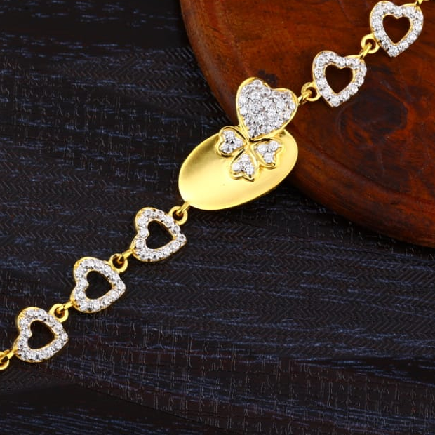 916 Gold Ladies Hallmark Bracelet LB414 - Image 2