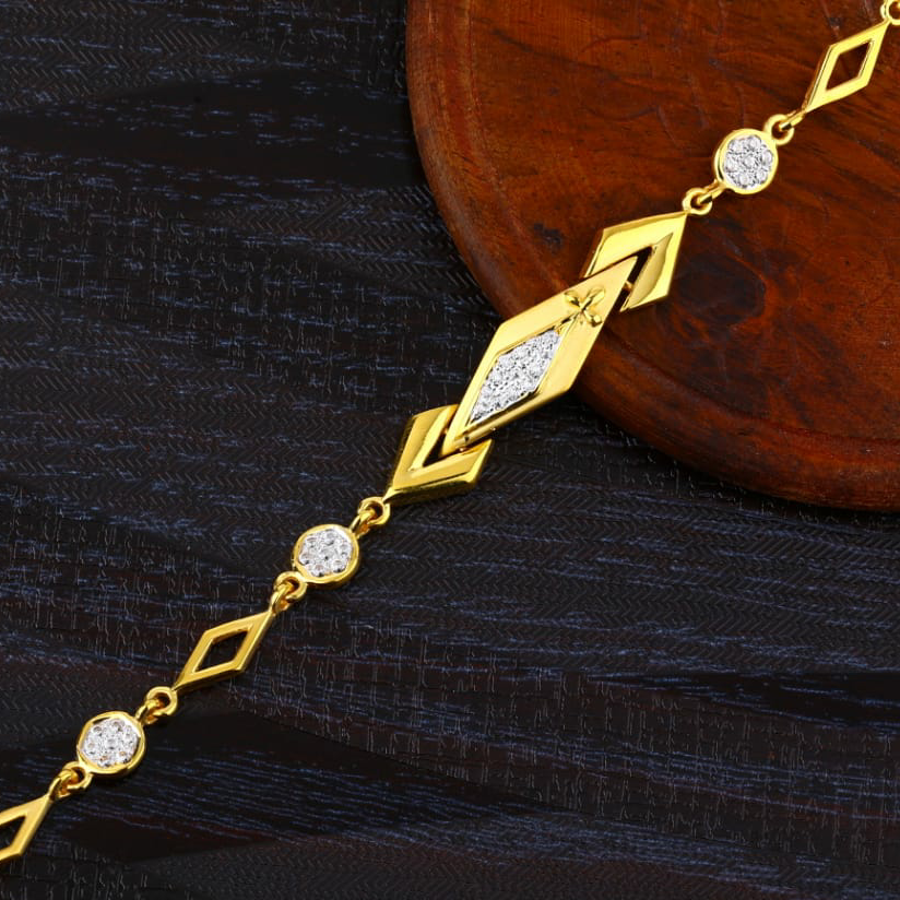 916 Gold Ladies Stylish Bracelet LB417 - Image 2