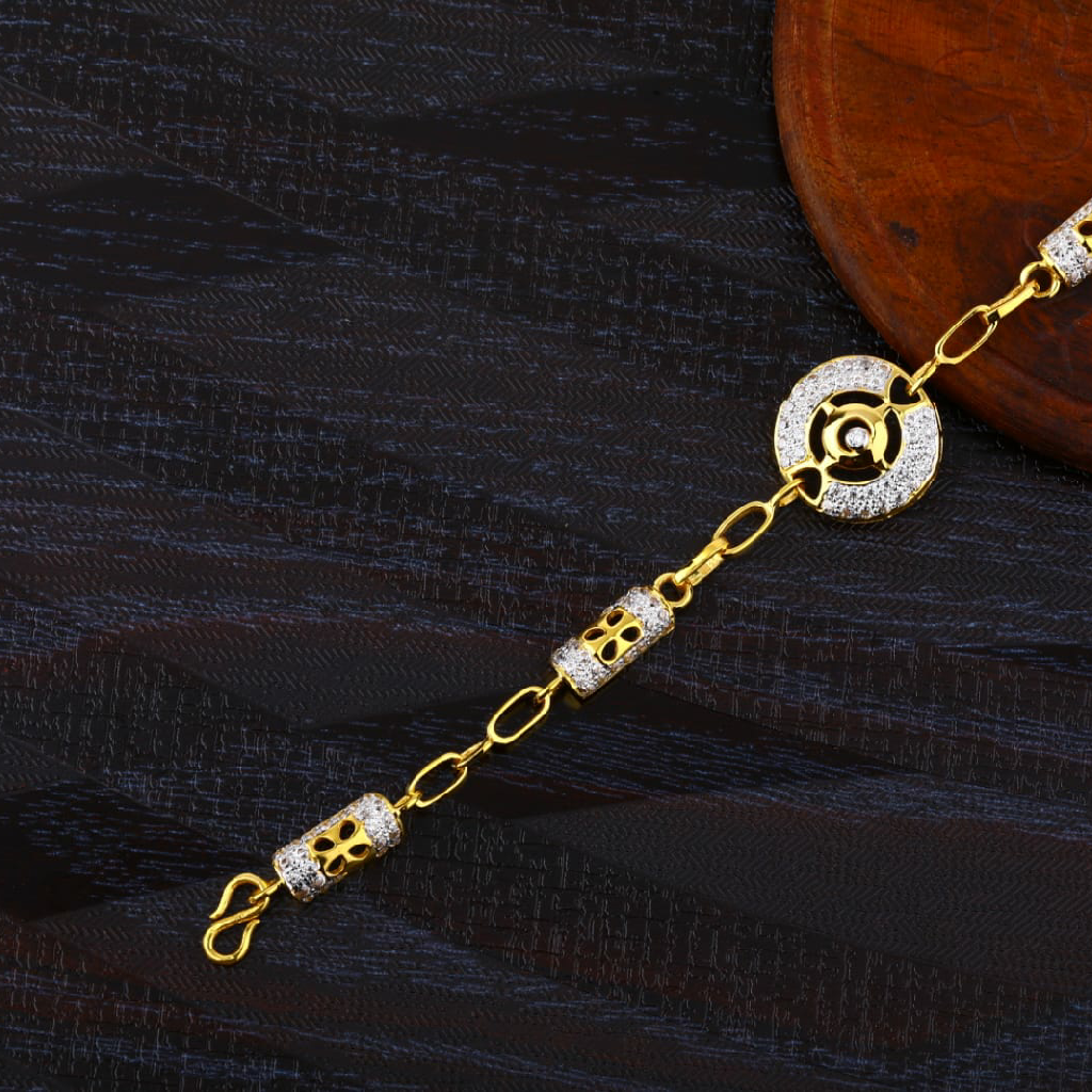 916 Gold Ladies Exclusive Bracelet LB420