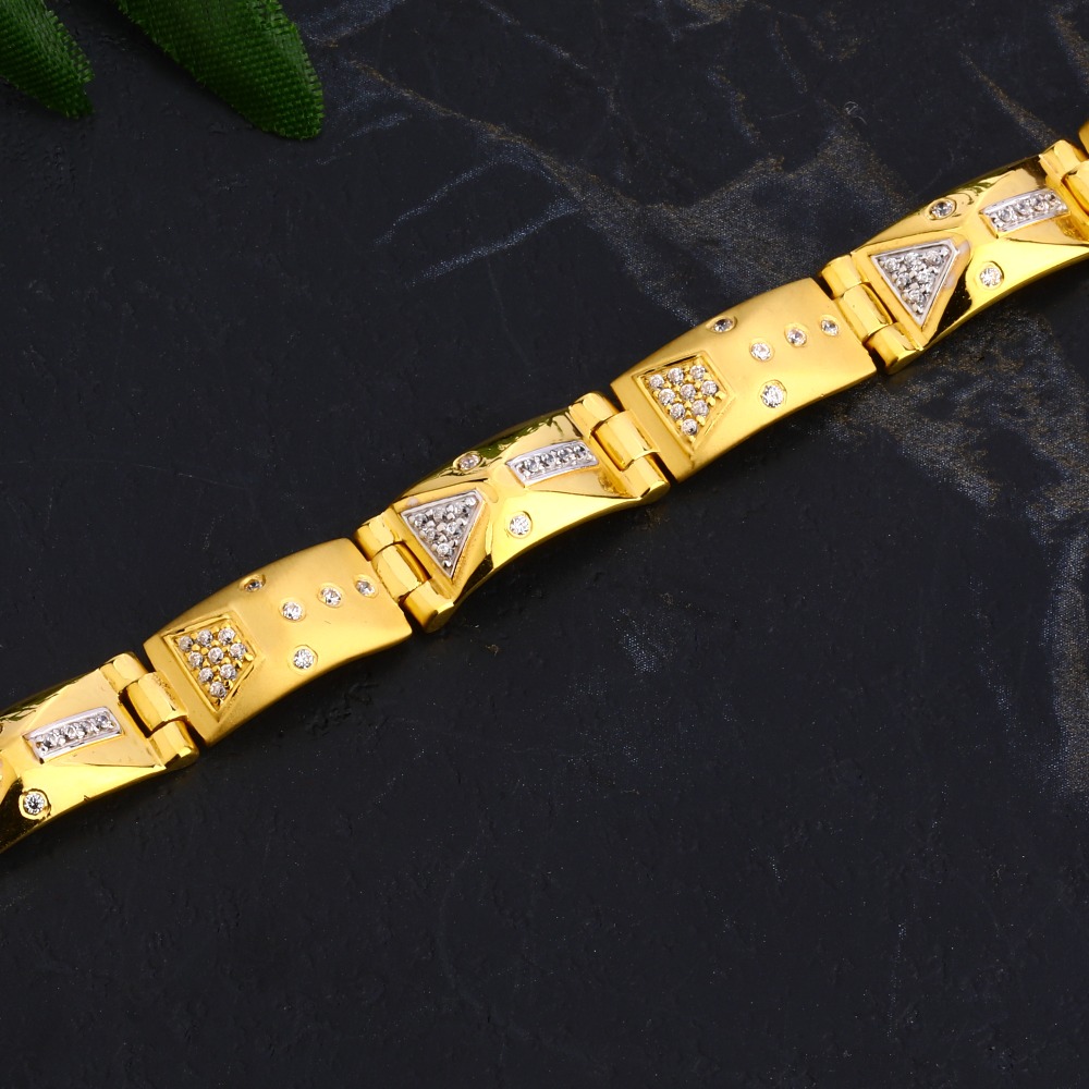 22KT Gold Men's exclusive Casting Bracelet MCB96 - Image 2