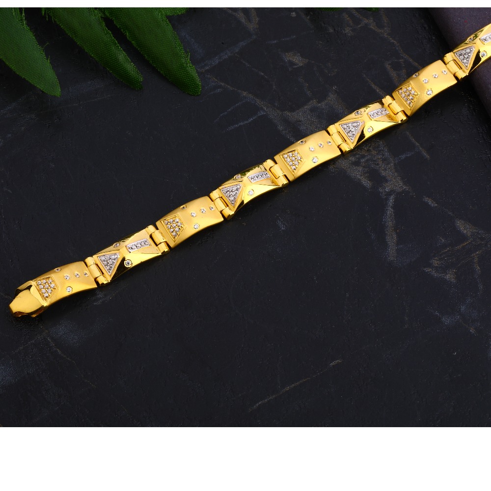 22KT Gold Men's exclusive Casting Bracelet MCB96