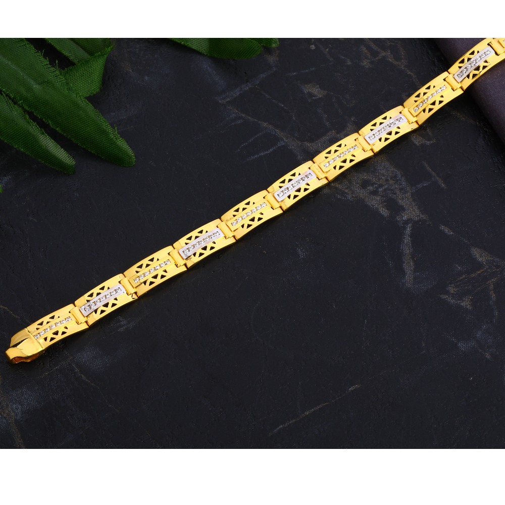 22KT Gold Men's Designer Casting Bracelet MCB94