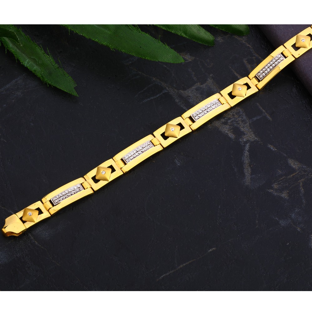 916 Gold Gentlemen's stylish CZ Casting Bracelet MCB91