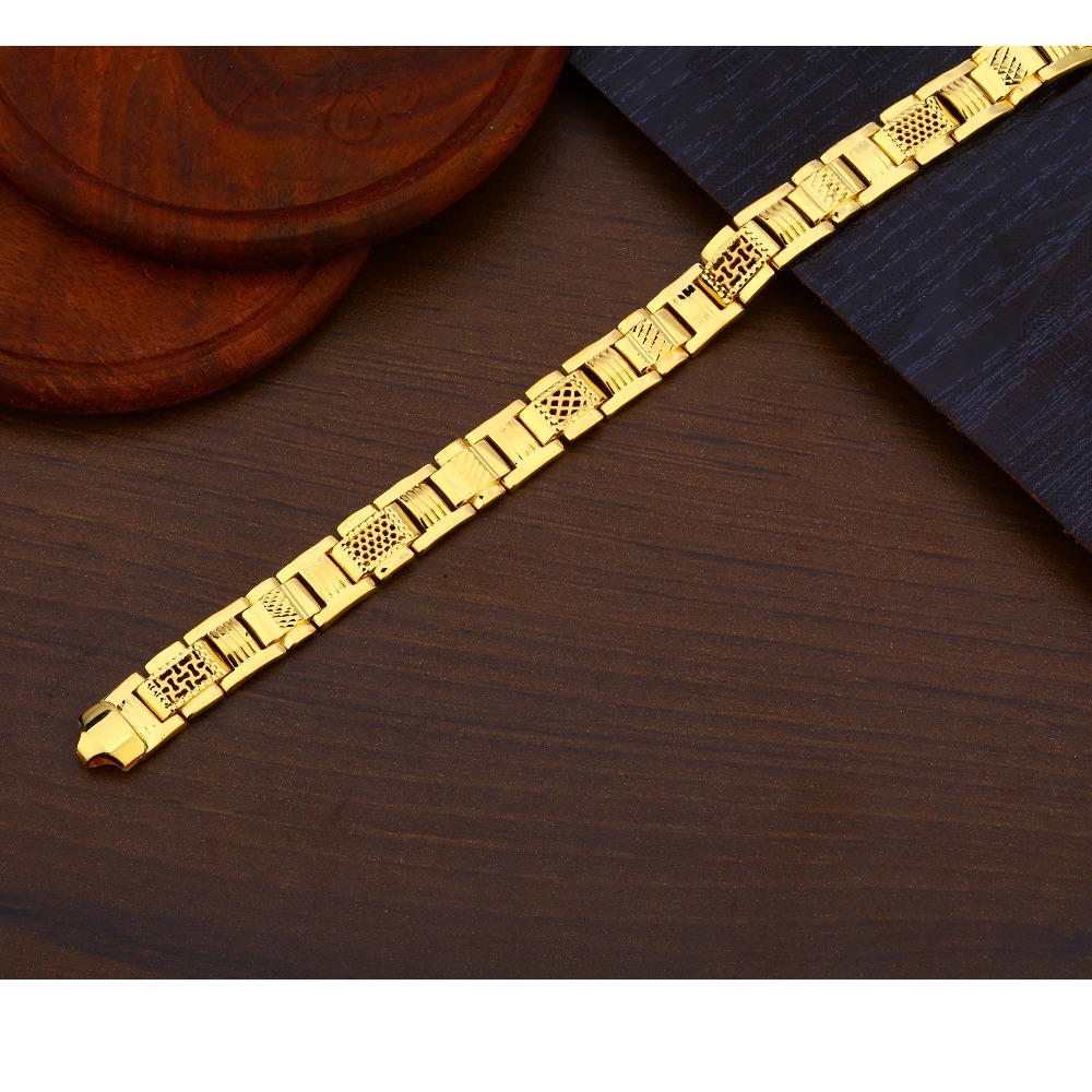 22KT Gold  Gentlemen's exclusive Plain Bracelet MPB228