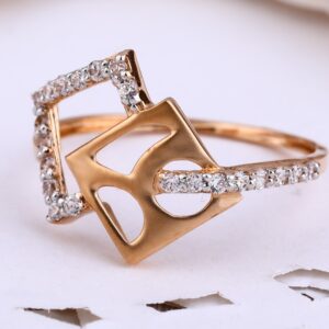 18KT Rose Gold Fancy Ladies Ring RLR598