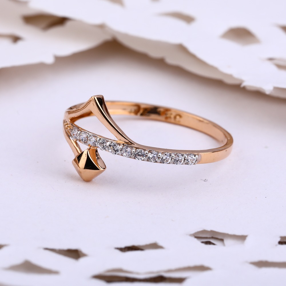 750 Rose Gold CZ Designer Women's Ring RLR587